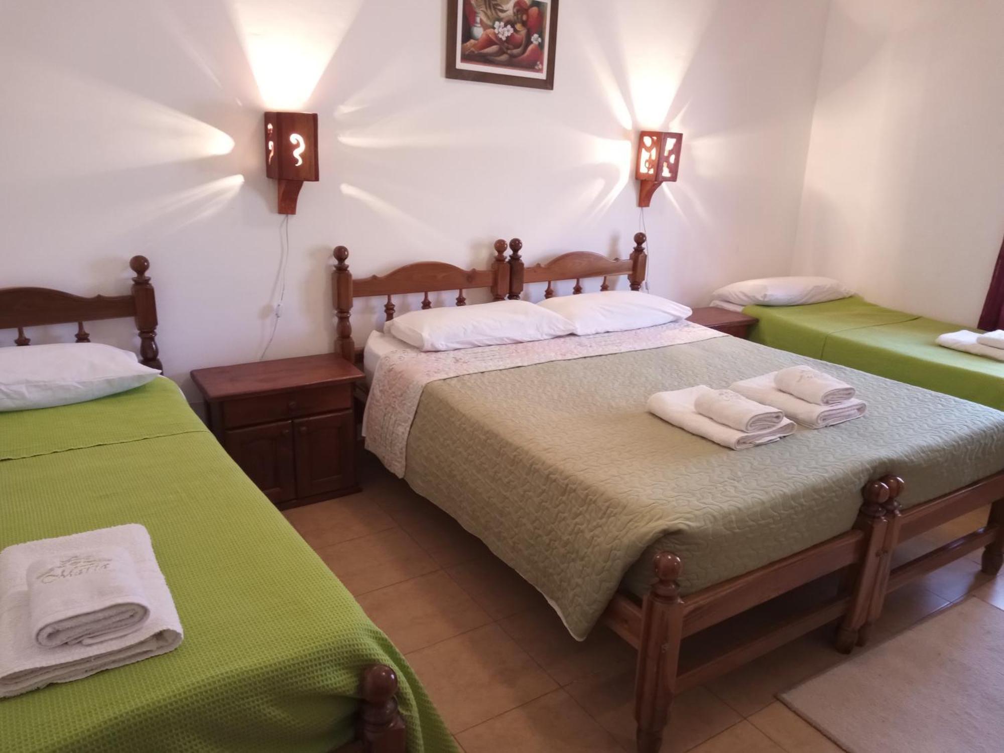 Hotel Maria San Carlos  Buitenkant foto
